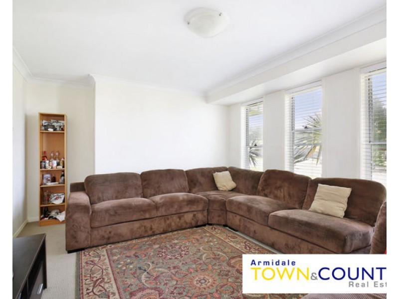 9 Albion Close, Armidale NSW 2350