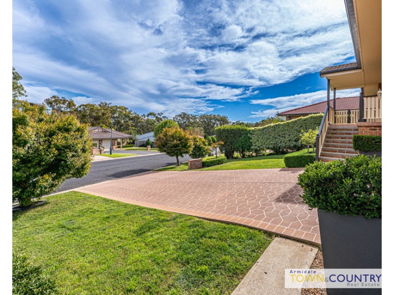 30 Norris Drive, Armidale NSW 2350