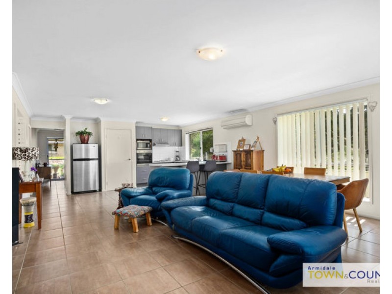 8 Ben Venue Boulevarde, Armidale NSW 2350