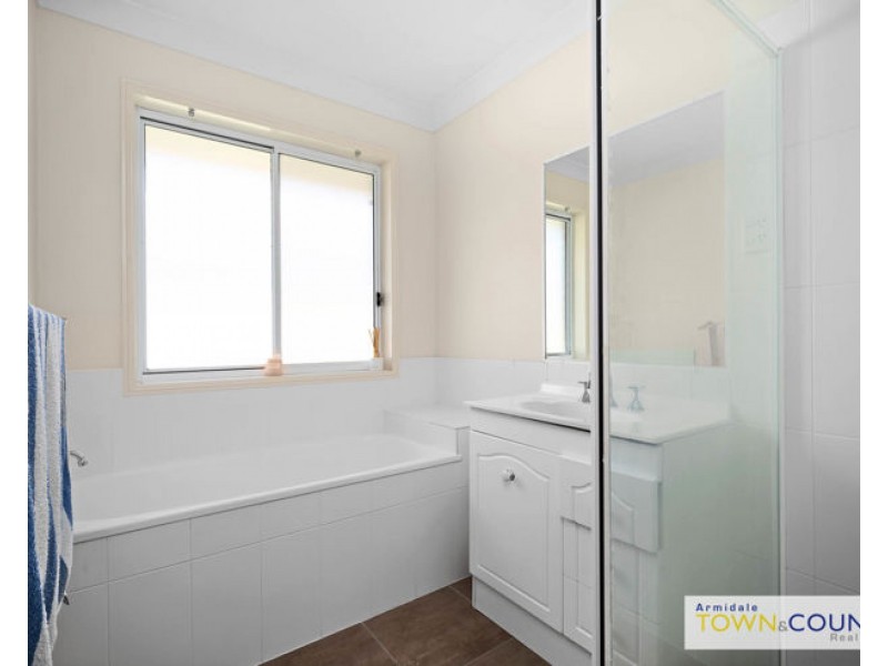 8 Ben Venue Boulevarde, Armidale NSW 2350