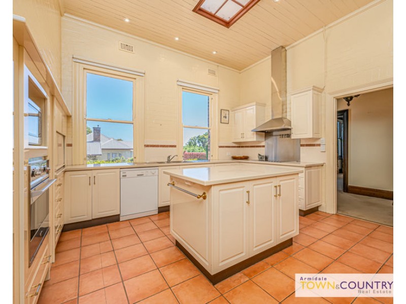 170 Jessie Street, Armidale NSW 2350