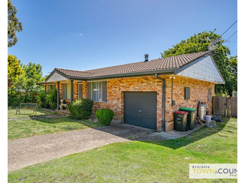 213 Canambe Street, Armidale NSW 2350