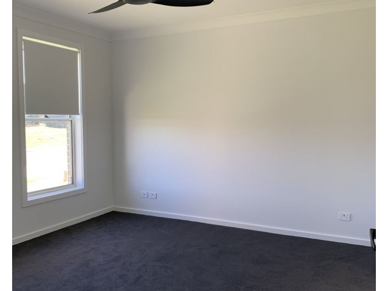 16 Bruce Close, Armidale NSW 2350