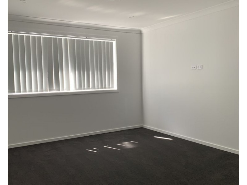 16 Bruce Close, Armidale NSW 2350