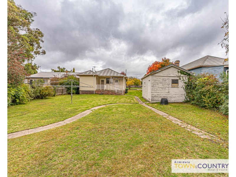 231 Dumaresq Street, Armidale NSW 2350