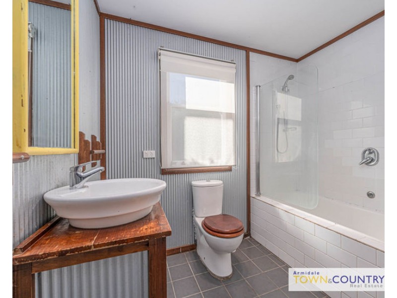 50 Mann Street, Armidale NSW 2350