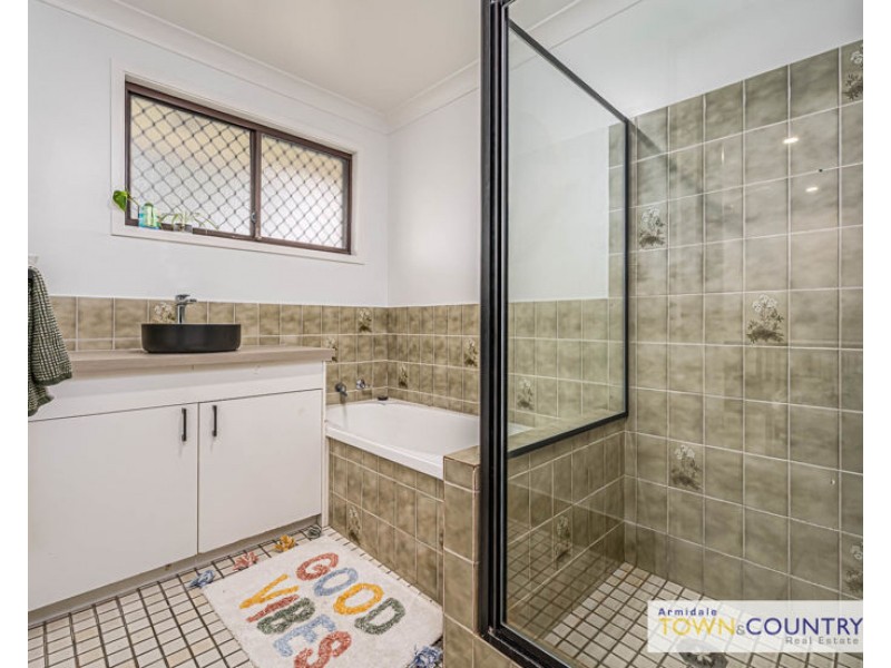 85 MacDonald Drive, Armidale NSW 2350