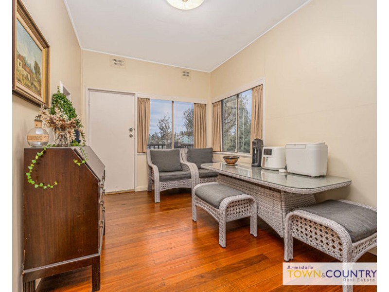 129 Mossman Street, Armidale NSW 2350