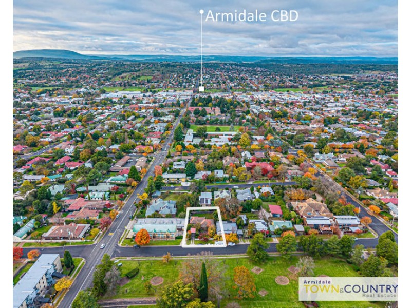 129 Mossman Street, Armidale NSW 2350