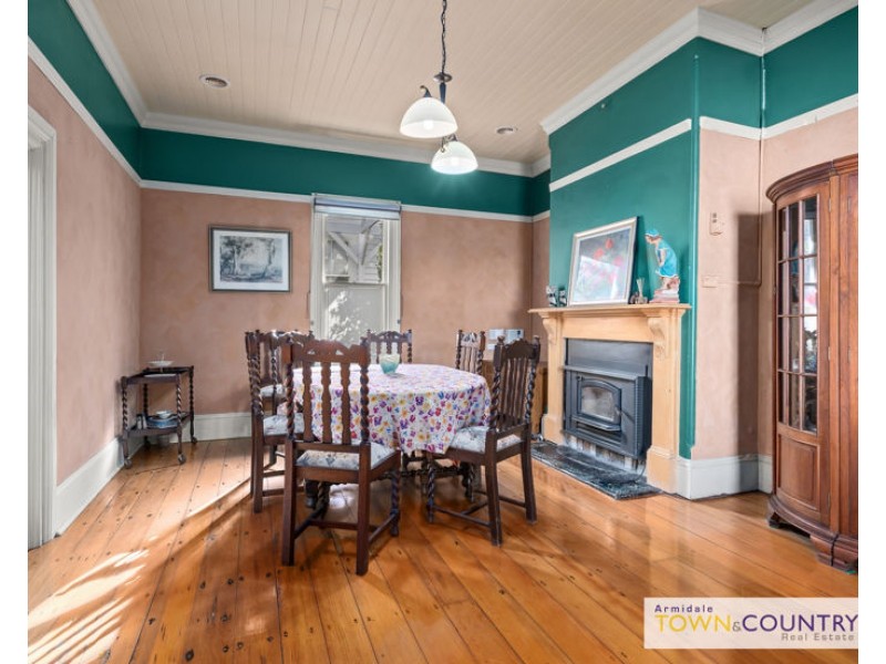 90 Brown Street, Armidale NSW 2350