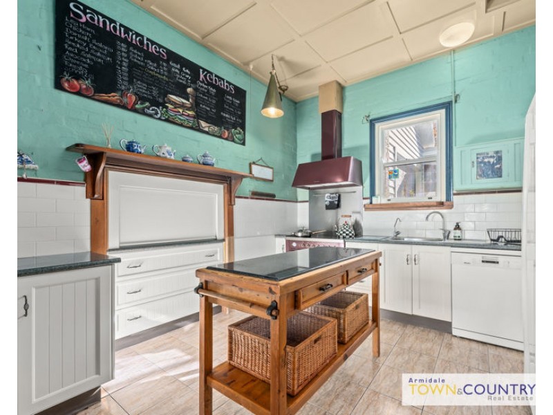 90 Brown Street, Armidale NSW 2350
