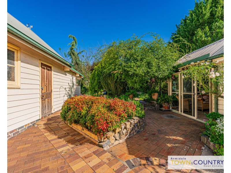 90 Brown Street, Armidale NSW 2350