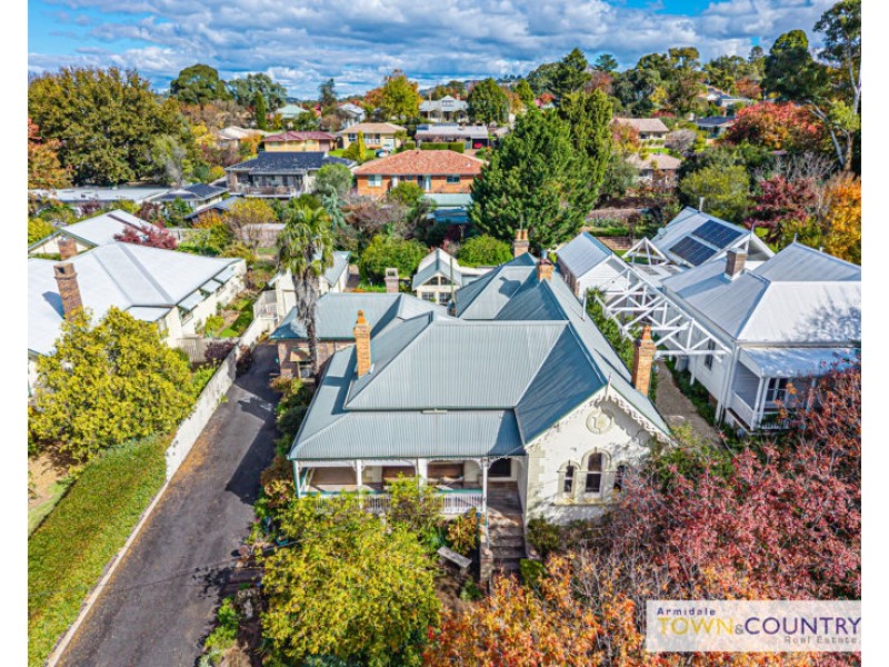 90 Brown Street, Armidale NSW 2350