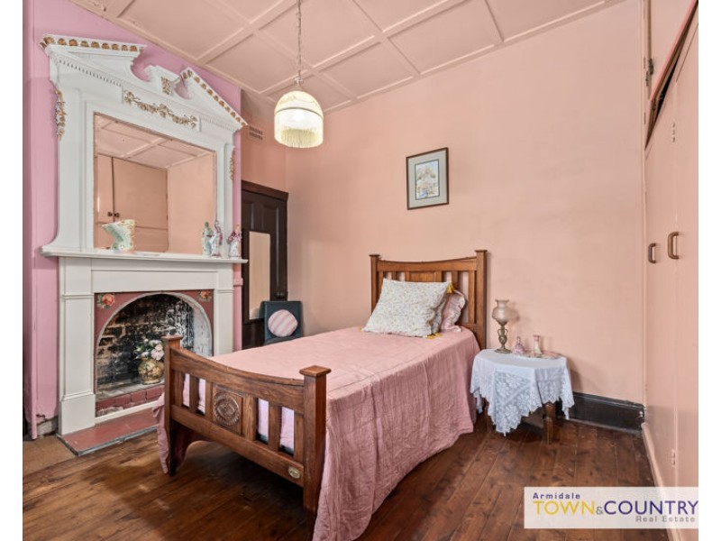 90 Brown Street, Armidale NSW 2350