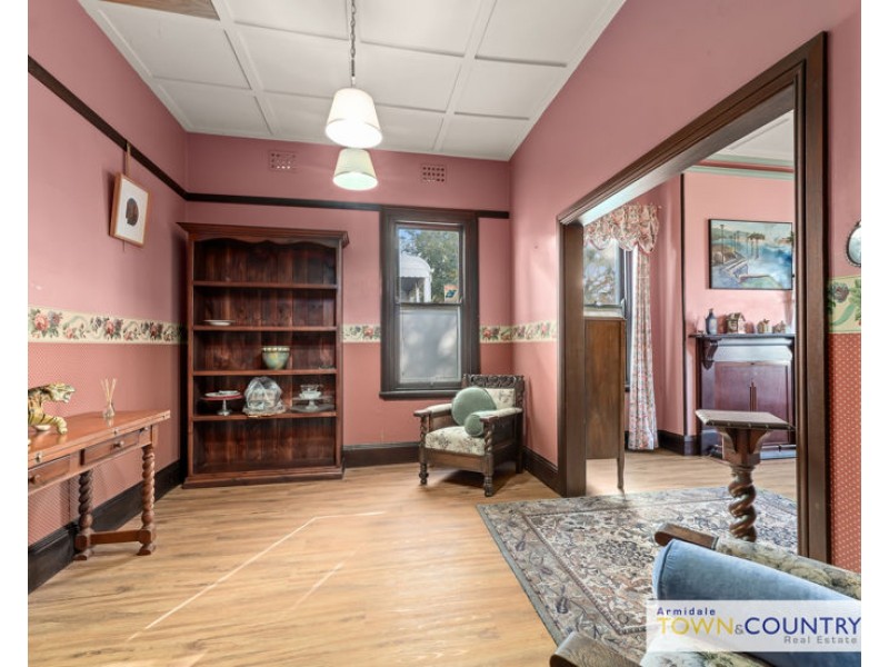 90 Brown Street, Armidale NSW 2350