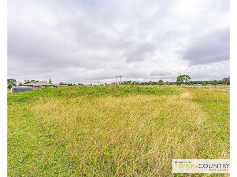 5 Yellowtail Court, Armidale NSW 2350