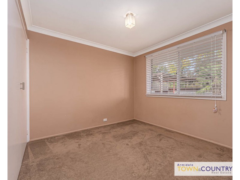 14 Verna Close, Armidale NSW 2350