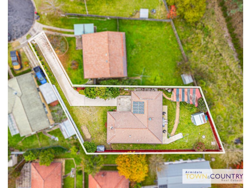 14 Verna Close, Armidale NSW 2350
