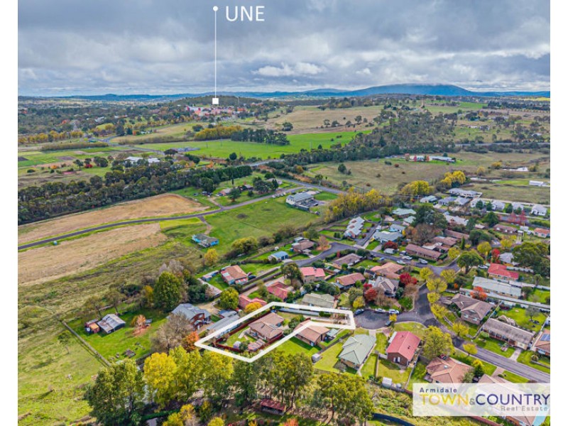 14 Verna Close, Armidale NSW 2350