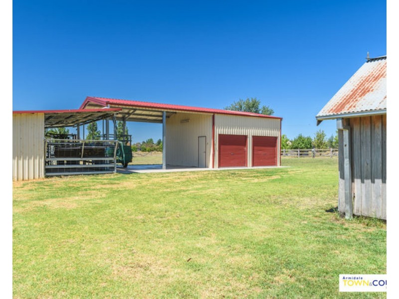 62 Mundays Lane, Armidale NSW 2350