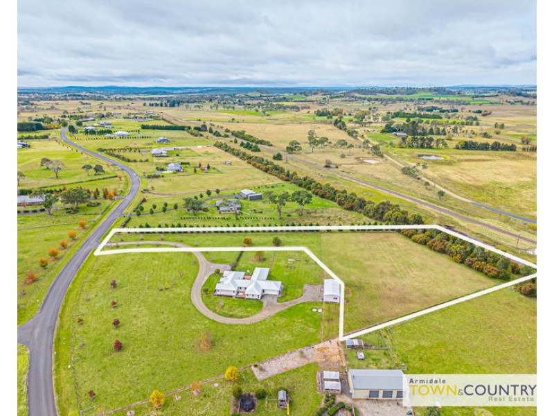 7 Post Way, Armidale NSW 2350