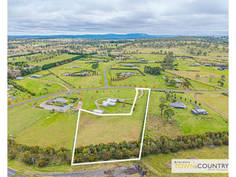 7 Post Way, Armidale NSW 2350