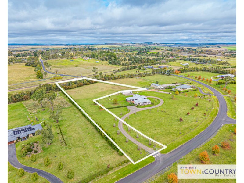 7 Post Way, Armidale NSW 2350
