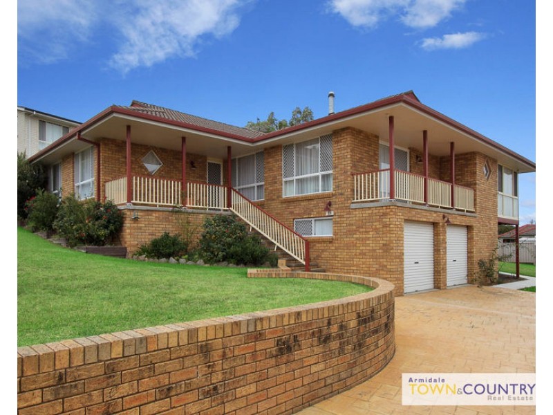 28 McCarthy Crescent, Armidale NSW 2350