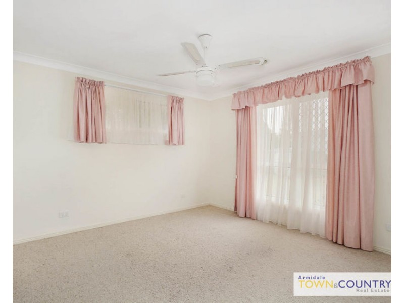 28 McCarthy Crescent, Armidale NSW 2350
