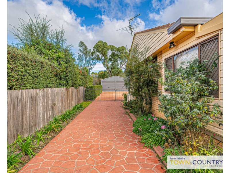 36 Grafton Road, Armidale NSW 2350