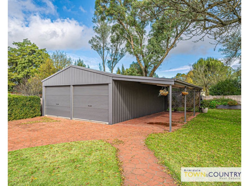 36 Grafton Road, Armidale NSW 2350