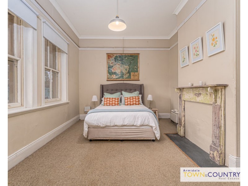 247 Brown Street, Armidale NSW 2350