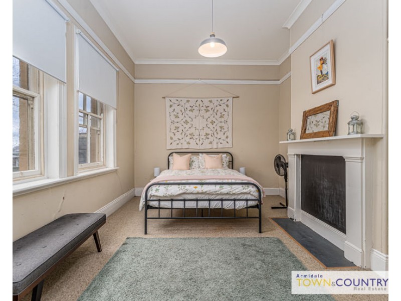 247 Brown Street, Armidale NSW 2350