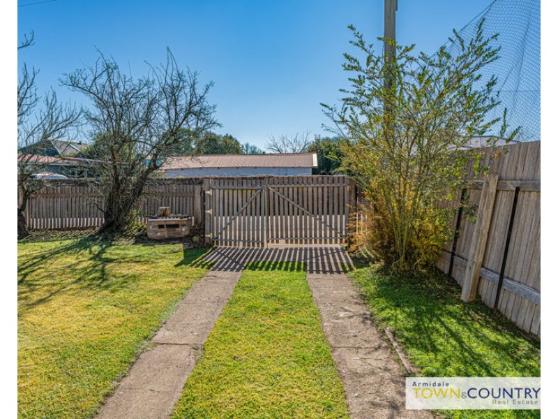 103 Taylor Street, Armidale NSW 2350