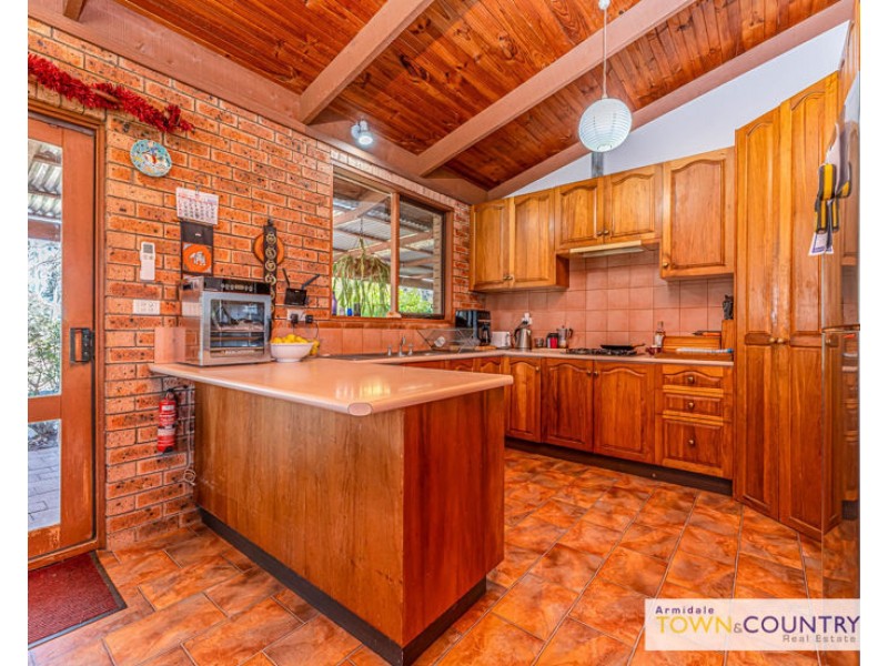 51 Mundays Lane, Armidale NSW 2350