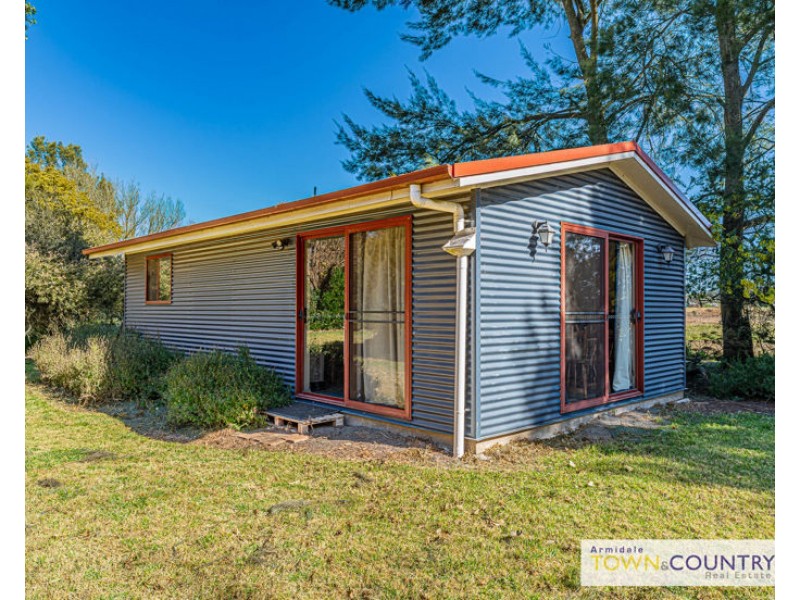 51 Mundays Lane, Armidale NSW 2350