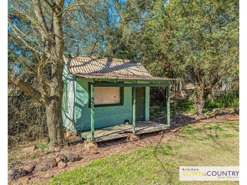 51 Mundays Lane, Armidale NSW 2350