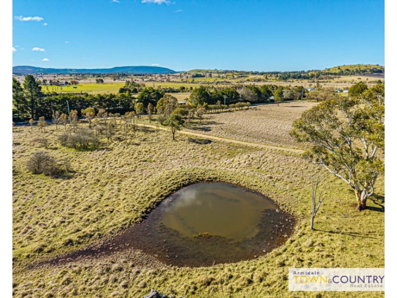 51 Mundays Lane, Armidale NSW 2350