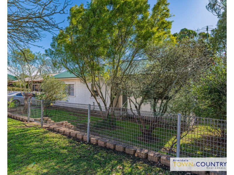 31 Hargrave Street, Armidale NSW 2350