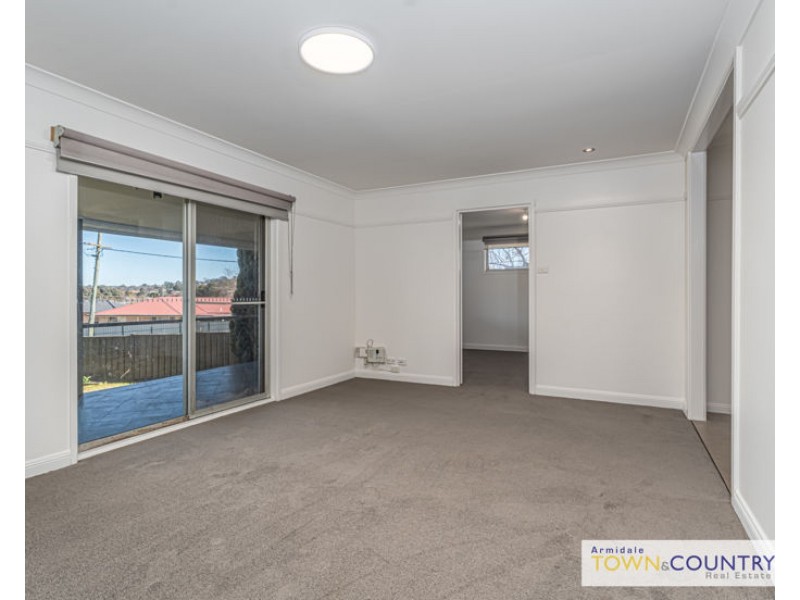 9 Patricia Close, Armidale NSW 2350