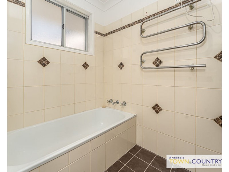 9 Patricia Close, Armidale NSW 2350