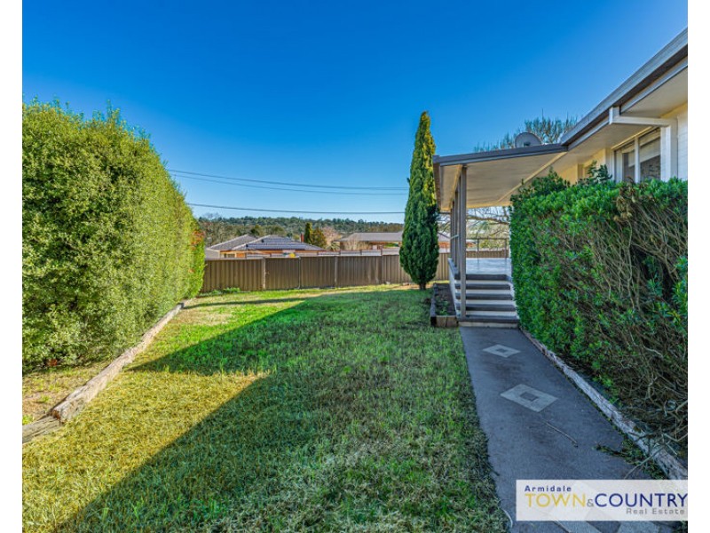 9 Patricia Close, Armidale NSW 2350