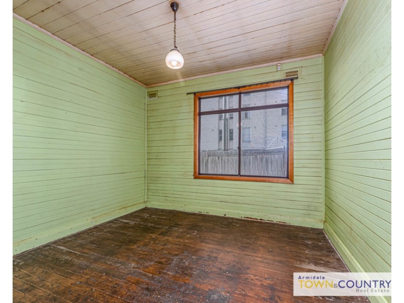 138 Mossman Street, Armidale NSW 2350