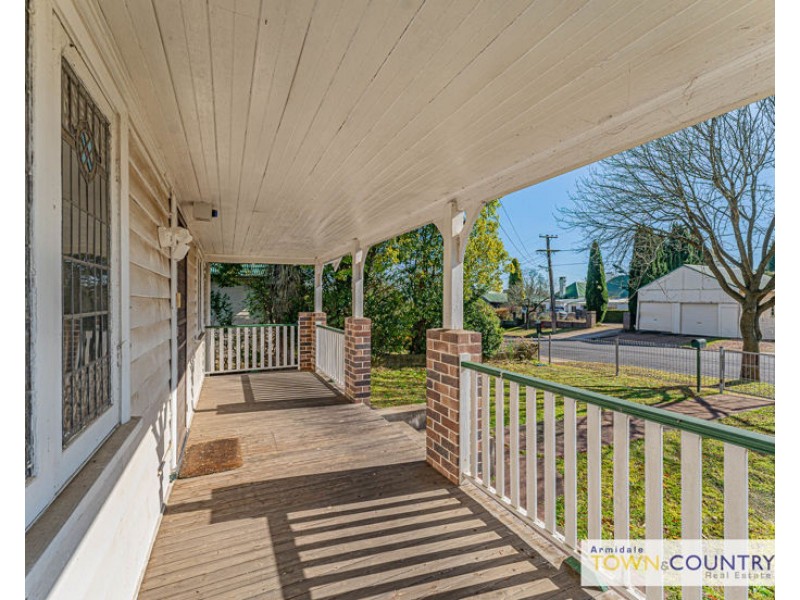 138 Mossman Street, Armidale NSW 2350