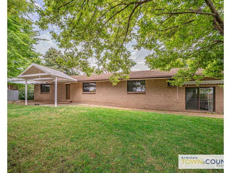 3 Verna Close, Armidale NSW 2350
