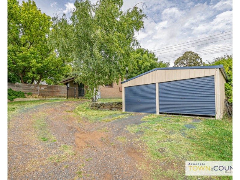 3 Verna Close, Armidale NSW 2350