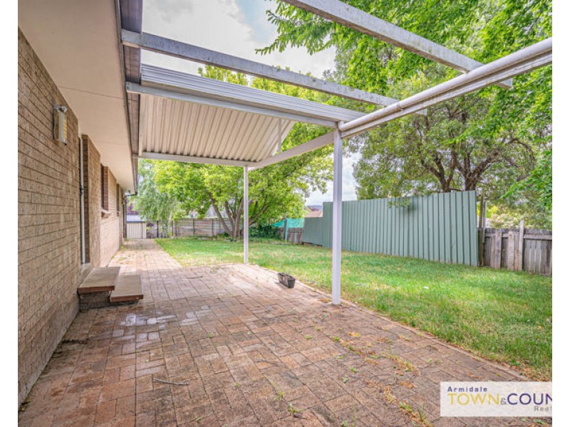 3 Verna Close, Armidale NSW 2350