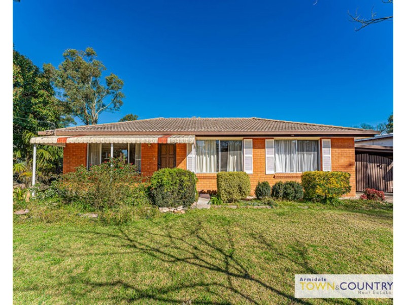 14 Kuranda Avenue, Armidale NSW 2350