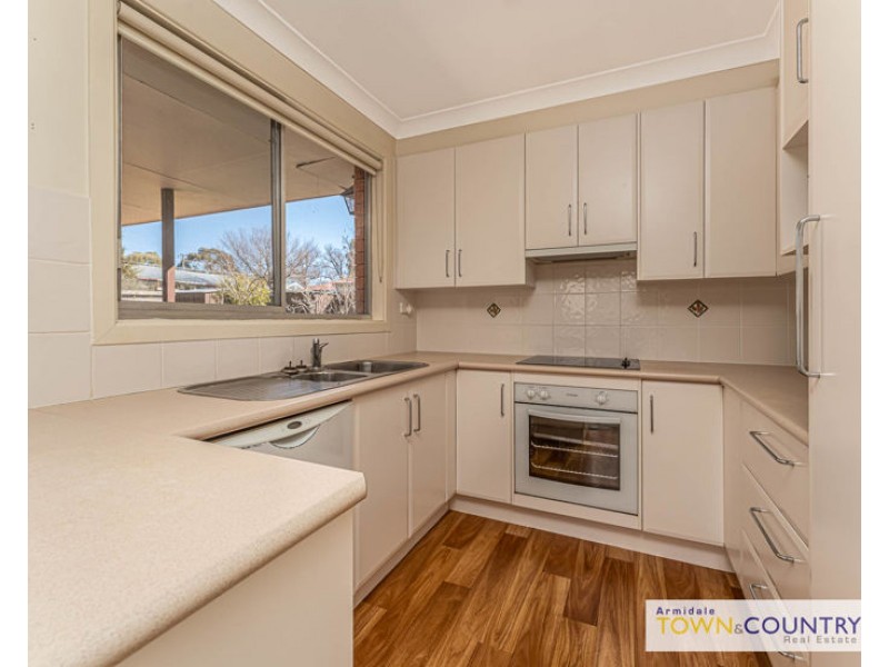 14 Kuranda Avenue, Armidale NSW 2350