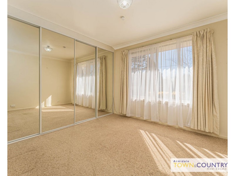 14 Kuranda Avenue, Armidale NSW 2350